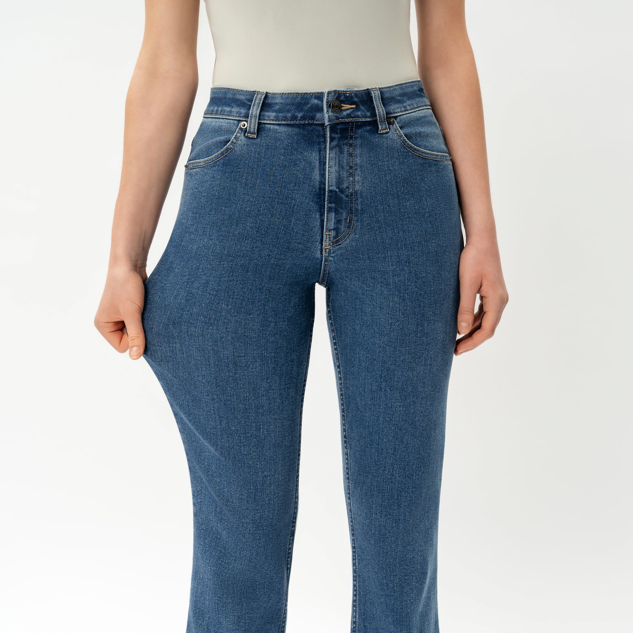 Bootcut ComfortDenim™ Jeans - Ninepine