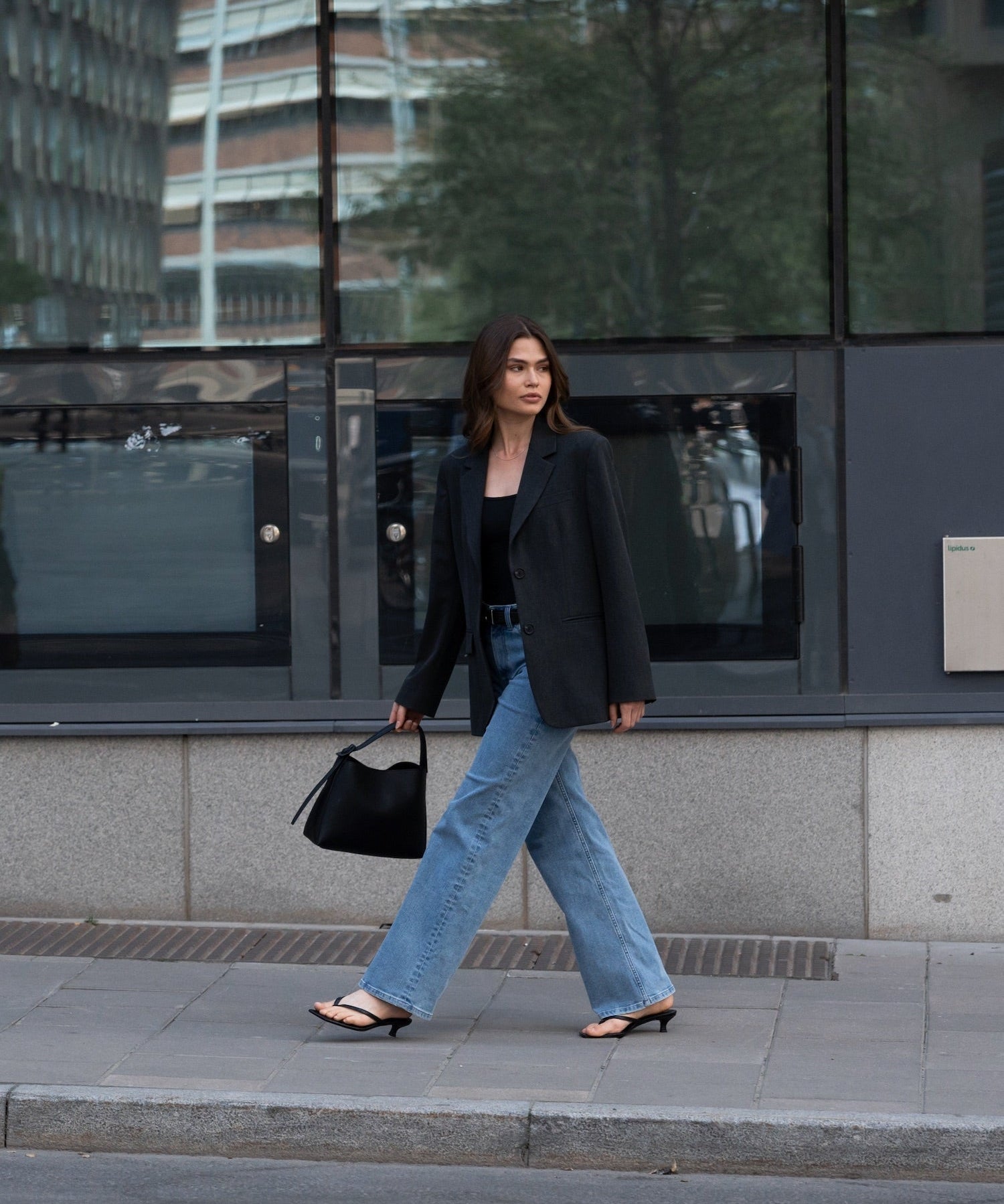 How to Build a Capsule Wardrobe