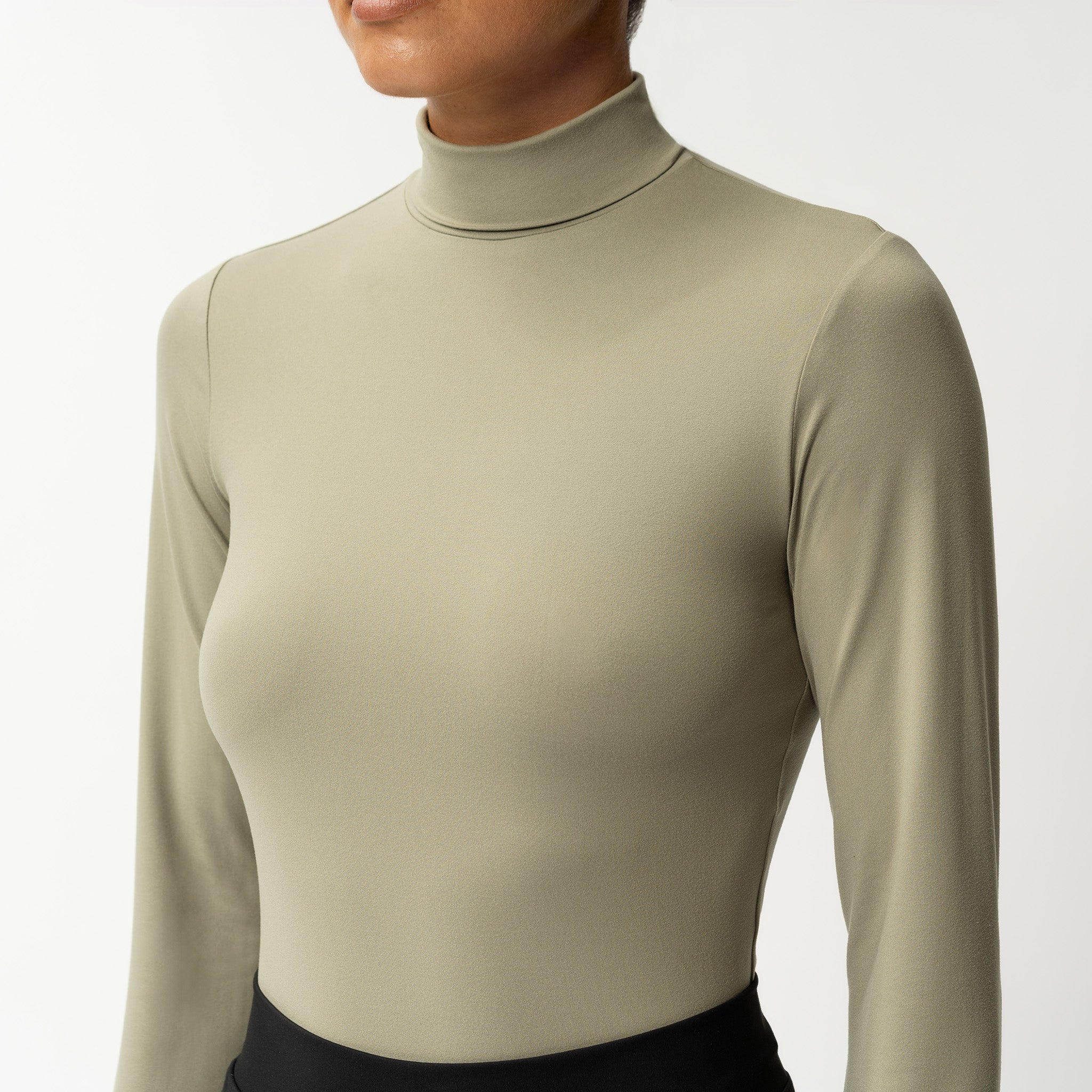 Soft Turtleneck Long-sleeve - Ninepine