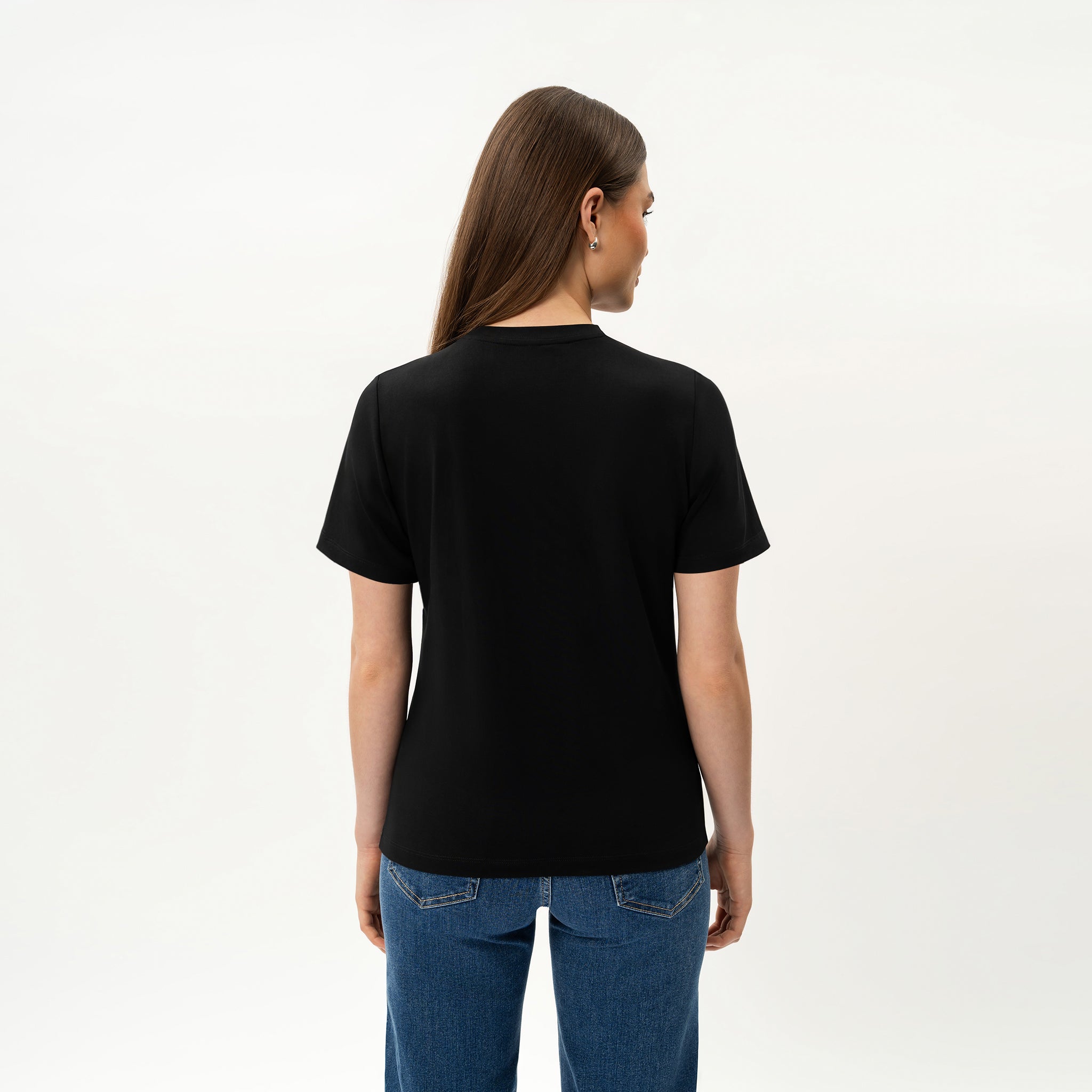 Fitted V-neck Pima T-shirt - Ninepine