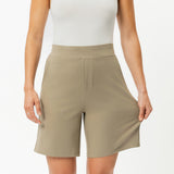 Light Ponte Shorts - Ninepine
