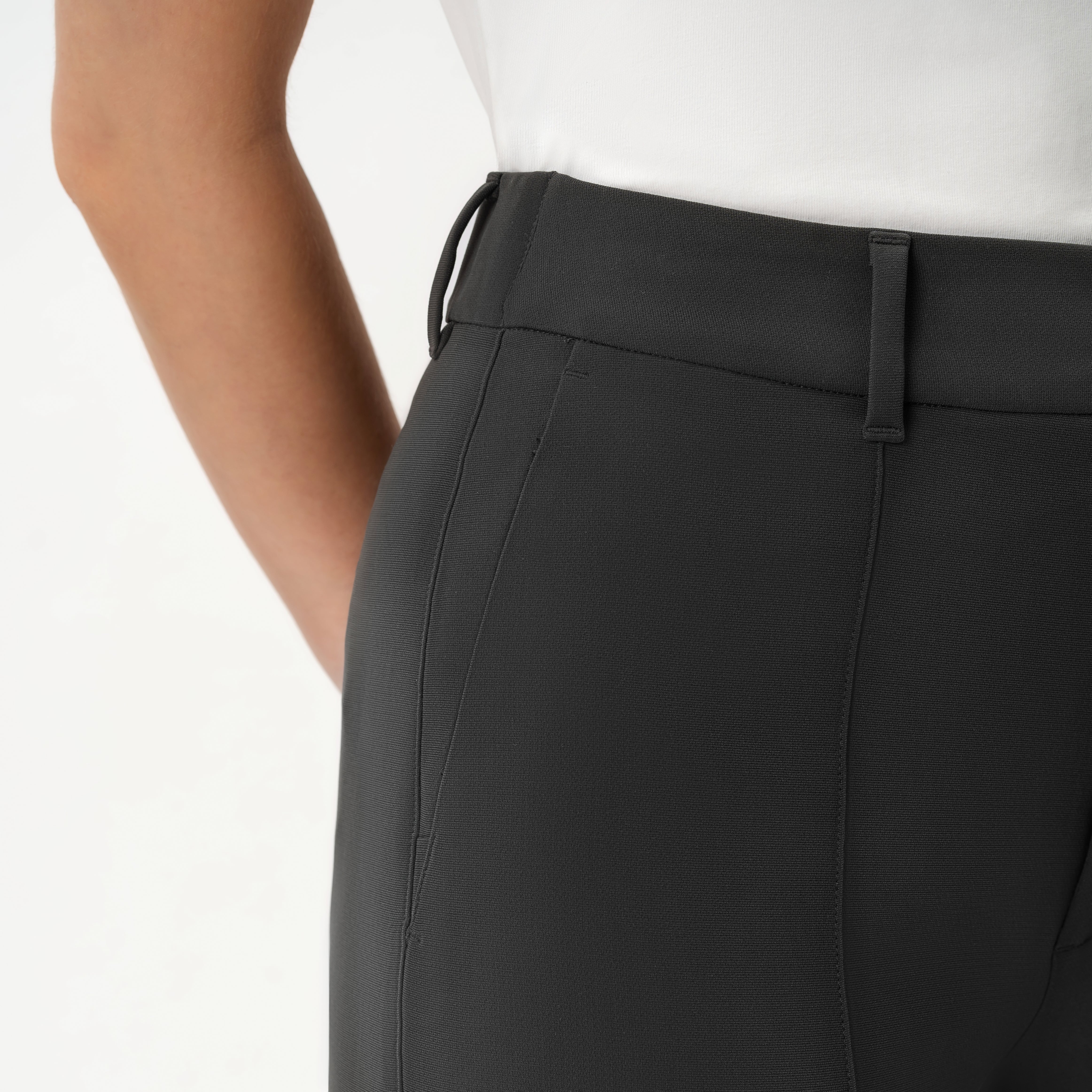 Crepe Relaxed Trouser - Ninepine