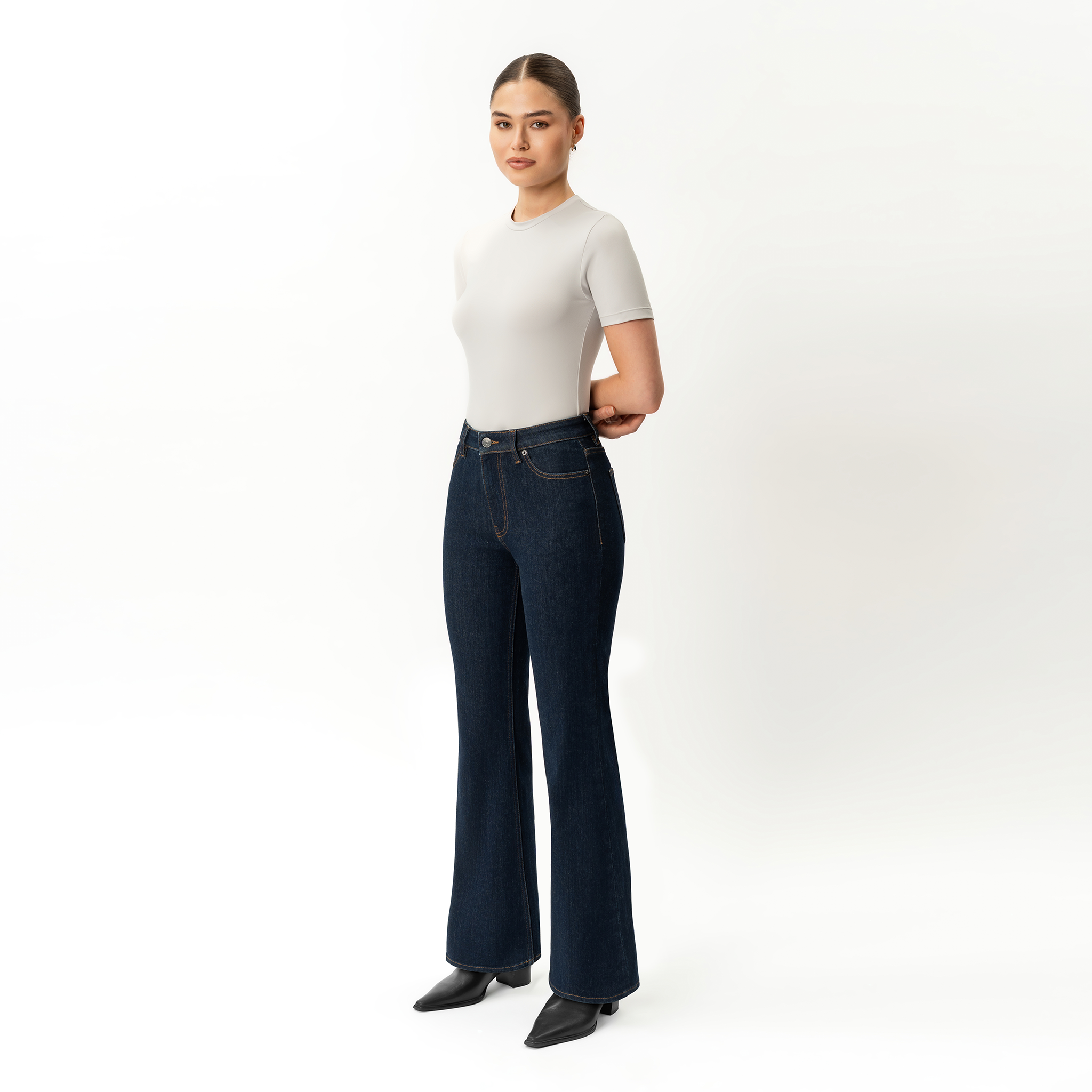 Bootcut ComfortDenim™ Jeans - Ninepine