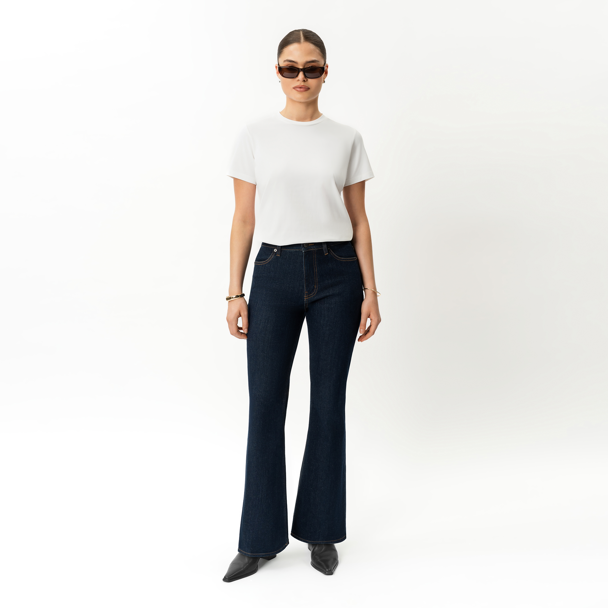Bootcut ComfortDenim™ Jeans - Ninepine