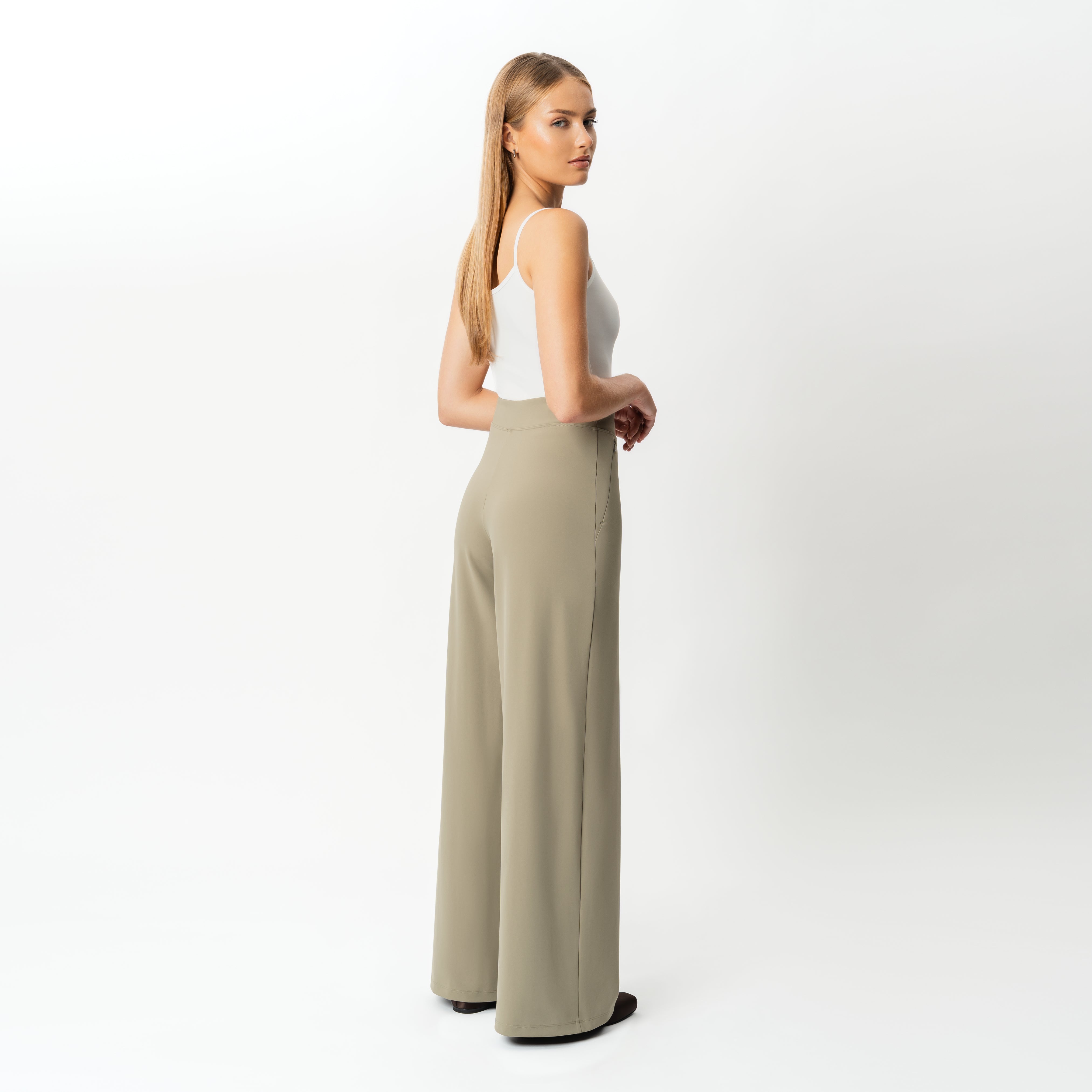 Asana Wide Pant - Ninepine