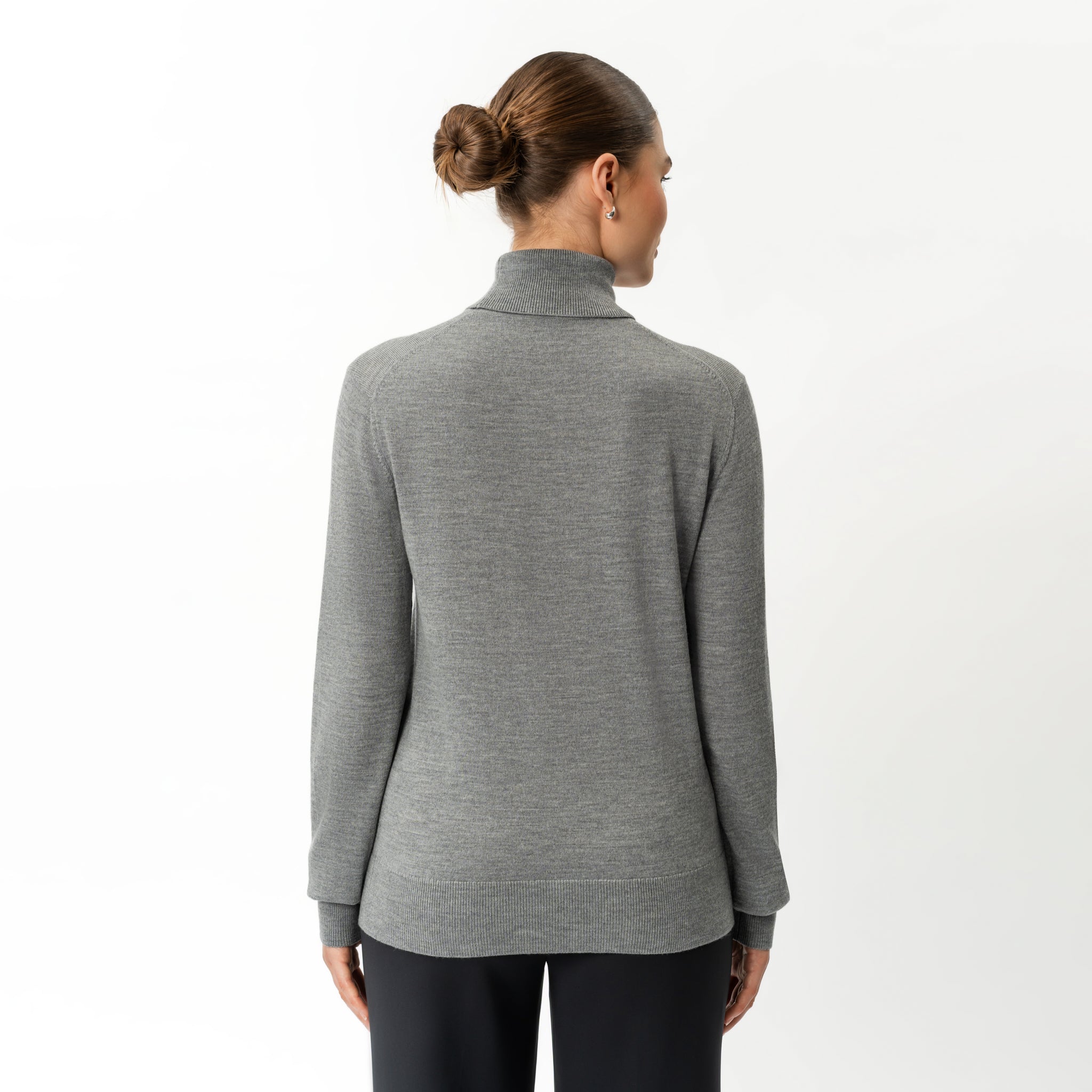 Merino Wool Relaxed Turtleneck - Ninepine