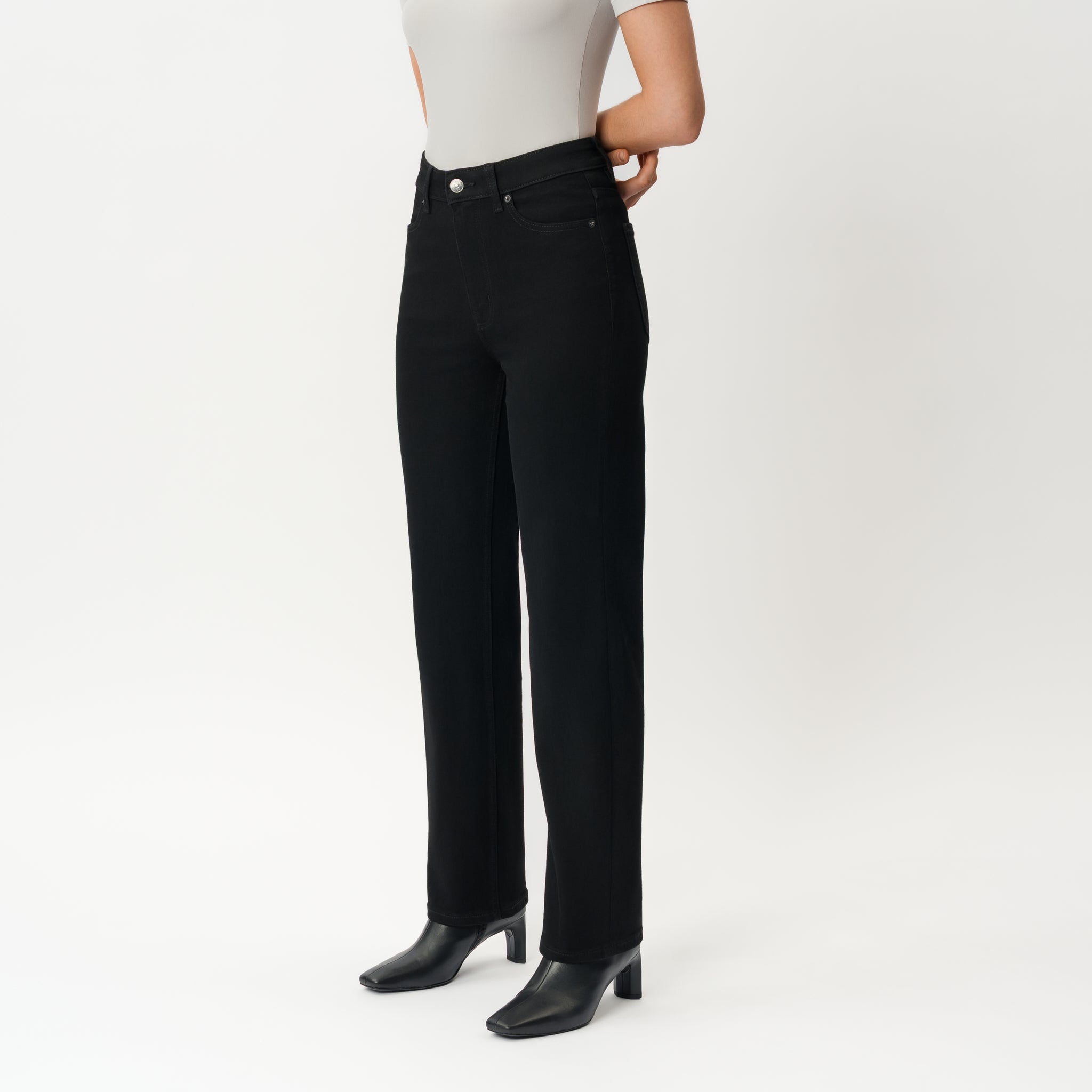 Classic Straight ComfortDenim™ Jeans - Ninepine
